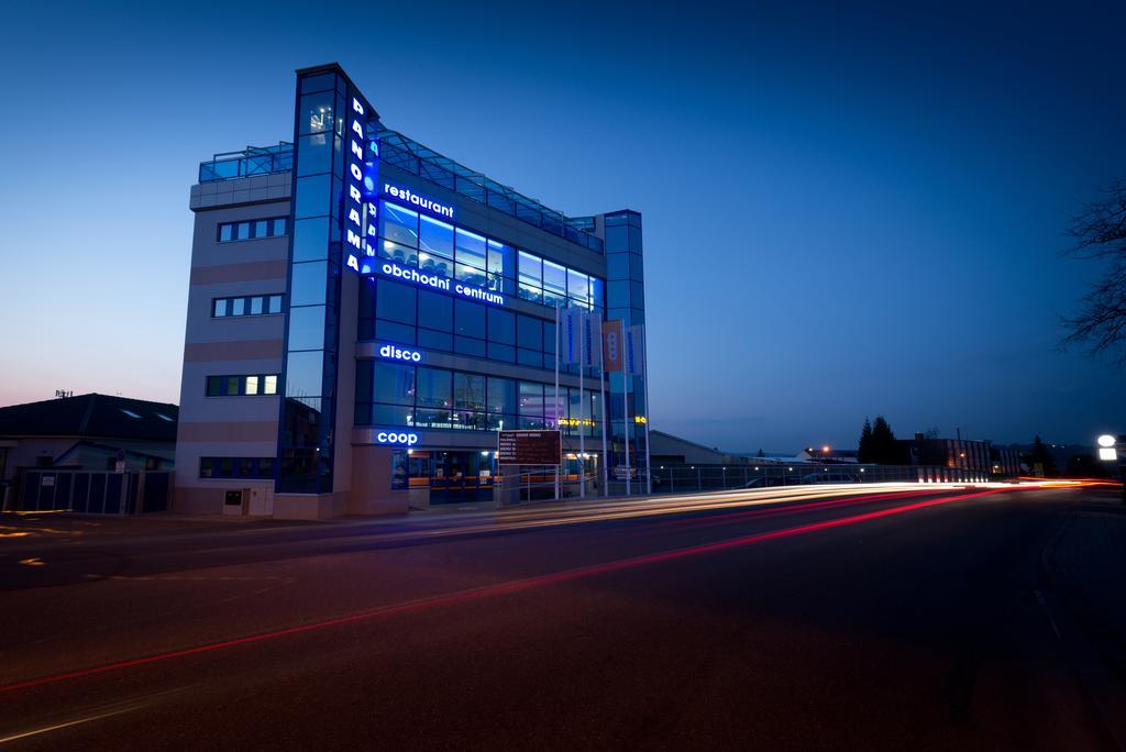 Oc Panorama Hotel Velké Meziříčí Kültér fotó